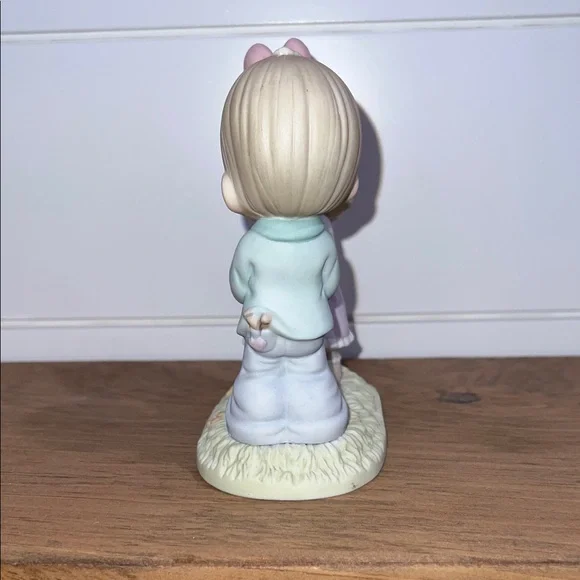 Precious Moments 'Only You' White Figurine - Picture 4 of 14